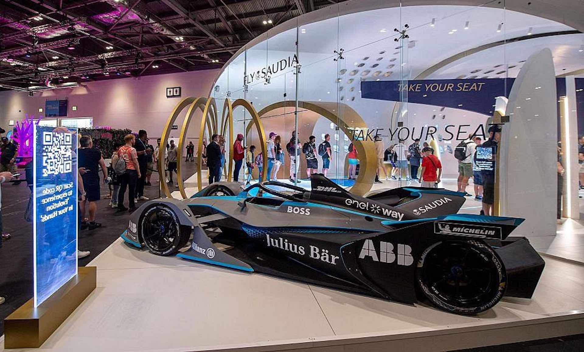SAUDIA unveils the latest immersive experiences in London